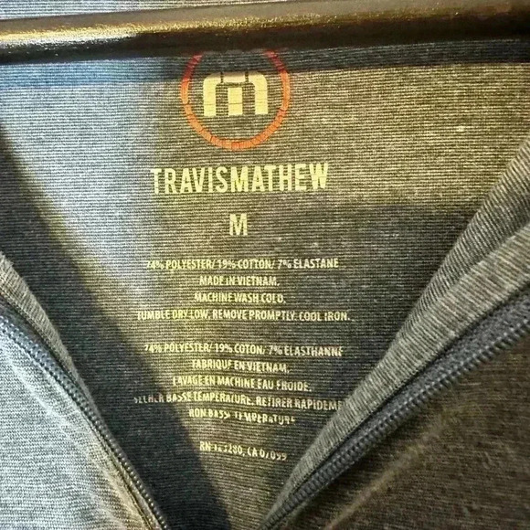 Travis Mathew Lightweight Quarter-Zip Pullover - Medium - Picture 5 of 5